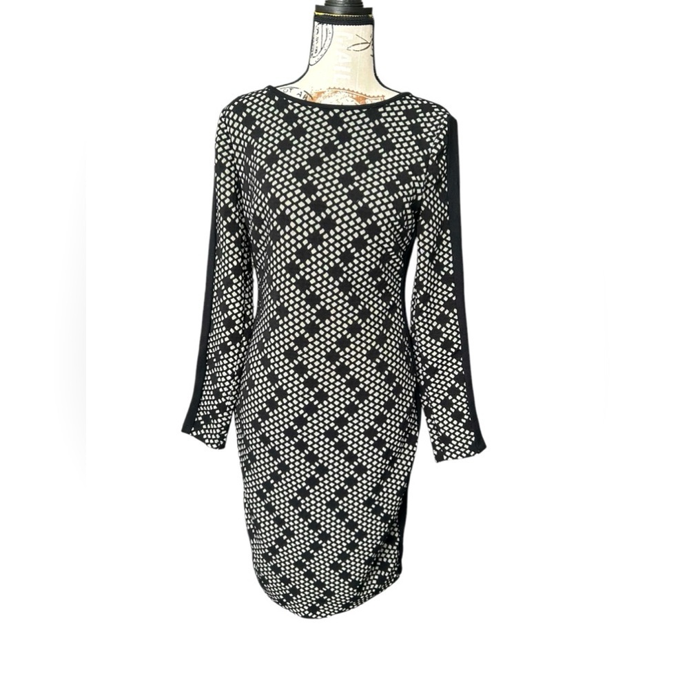 Vince Camuto Elegant black midi dress with square mesh cutout design size 6 - Picture 1 of 9